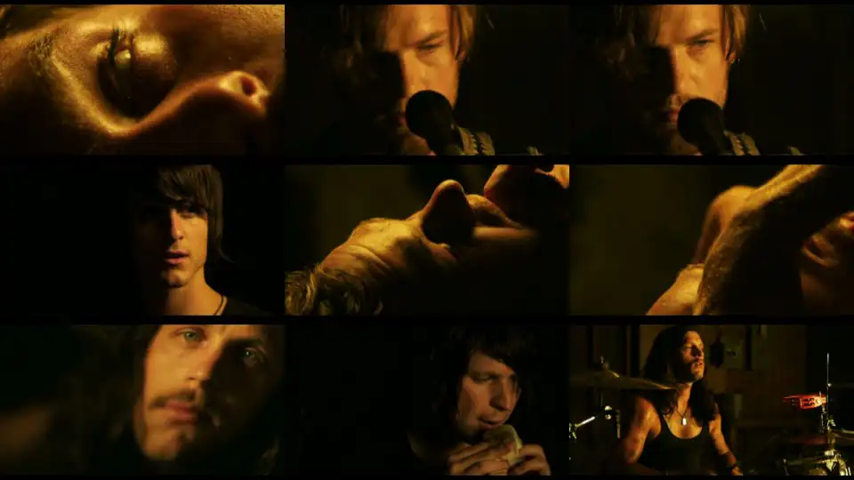 Kings Of Leon - Sex on Fire (Official Video)