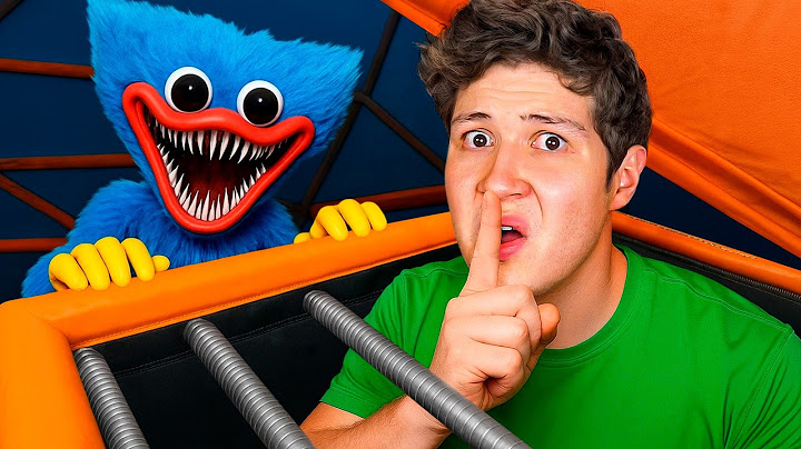 Me Infiltré En Un Parque De Trampolines Por La Noche