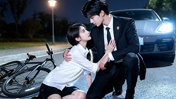 The Helpless Girl Broke into the Cold CEO’s Heart,and Now He Can’t Let Her Go!