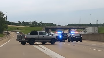 REMMEN VAN DE POLITIEWAGEN WERKEN NIET. Achtervolgingen op hoge snelheid.