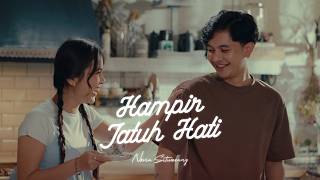 NOVIA SITUMEANG - HAMPIR JATUH HATI