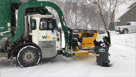 1 HOUR of Garbage Trucks! Side Loaders, Front Loaders, Rear Loaders - WM, Republic Services, & More