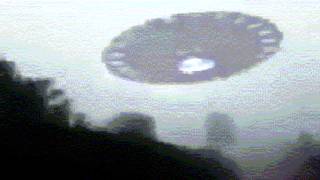 The Most Mysterious UFOs: The Huge Spaceship over kuala krai malaysia 2