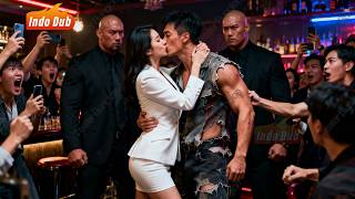 Pemuda miskin terjebak 800 tahun di hari yang sama, ciuman spontan CEO cantik putuskan siklus ini!