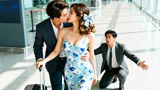 He saves his first love from a fire, then ignores her. She divorces, walks past her begging ex！