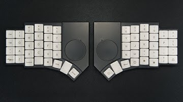 Go60 Review: If the Glove80 and Voyager had a baby