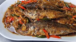 Awas umpetin nasi...! karena ada tumis ikan kembung pedas yang bikin ketagihan...