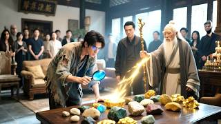 A poor boy bought a magic stone for 1 yuan, gained x-ray vision, and became a stone gambling master!