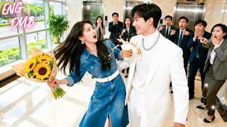 💗She Spill Coffee on a “Perv”,Only to Learn He’s CEO!Now He Traps Her in Office with a Revenge Kiss!