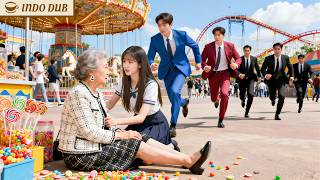 Gadis baik menolong wanita tua yang dibully,tak disangka itu ibu kandungnya dan punya dua kakak CEO!