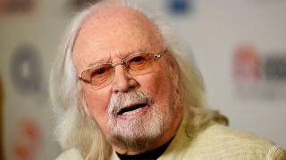 At 79, Barry Gibb Finally Tells the Truth About Cliff Richard