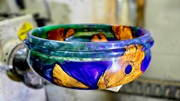 From Wood to Art – Creating a Luxury Olive Wood & Epoxy Resin Bowl