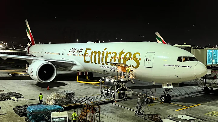 EMIRATES BOEING 777-300ER (Economy) | Bangkok - Dubai | Flight Review