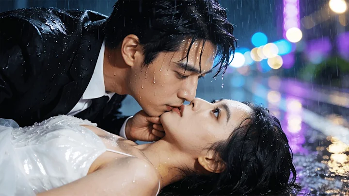 【Multi SUB】She transmigrates as a vicious fiancée and tames the yandere lover to obey only her