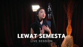 ANGGIS DEVAKI - LEWAT SEMESTA (OST. TABAYYUN) | LIVE SESSION