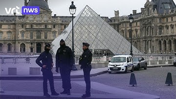 BREAKING - Roofoverval op Louvre in Parijs