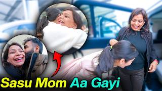 India Vapsi | Sasu Mom aayi Airport par Surprise karne ❤️