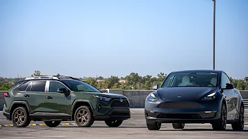 Toyota Rav 4 vs Tesla Model Y - What Should You Buy?