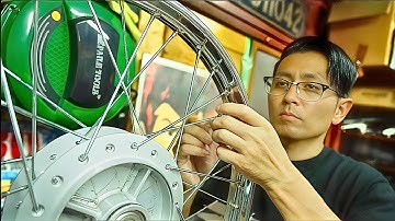 Rusty Super Cub Reborn as One-of-a-Kind Rolling Art | Full Teardown & Custom Build [GARAGE521]