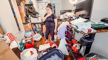 How To Tackle A Mountain of STUFF [ A REAL TIME DECLUTTERING SESSION]