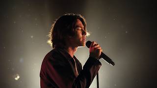 Silhouette – Emotional Love Song About Fading Memories | Sad & Beautiful Ballad