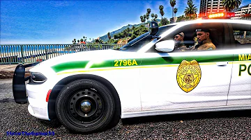 Playing GTA 5 As A POLICE OFFICER City Patrol| DADE|| GTA 5 Lspdfr Mod