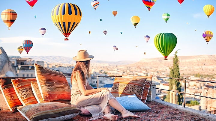 Cappadocia Turkey Guided Tour & Vlog: Hot Air Balloon Flight and Tourist Hot Spots (4K Travel Video)