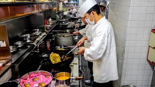 Make lots of fried rice.Chinese restaurant that has been in Osaka for 60 years