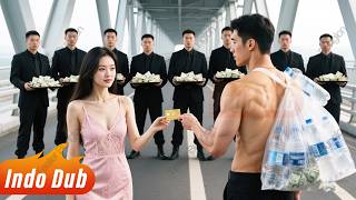 Preman aniaya pemulung, tak tahu dia dewa perang. 3 geng di bawahnya, CEO cantik rela nikah dia.