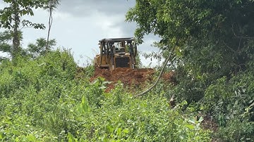Optimizing the Repair of Old Plantation Roads with a D6R XL Bulldozer