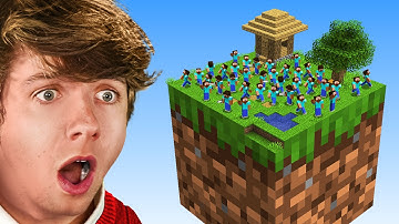 100 Players vs 1 Tiny World