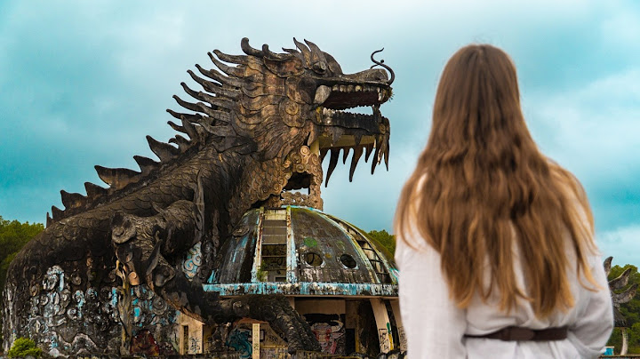 Hue - how we were blown away by the former capital of Vietnam? Abandoned water park, tombs and more!