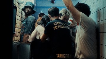 Thumbnail of Monster Florence - JONNY (Official Video)