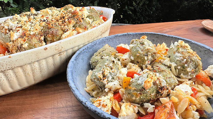 griechischer Bratwurst Nudelauflauf