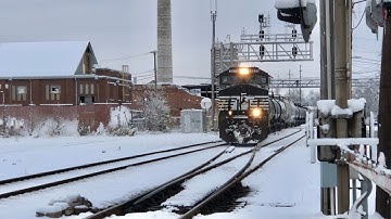 Train Diverging Tracks In Snow, 3 Trains Converge At Railroad Crossing, Snow Emergency Level 2 Ohio