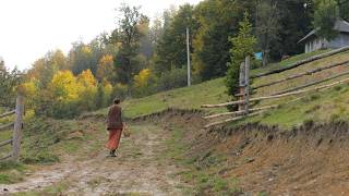 Cozy Village Morning. Autumn Fog, Neighbor Visits & Rustic Cooking Over an Open Fire