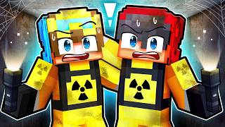 Surviving 100 DAYS in a NUCLEAR BUNKER in Minecraft!