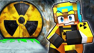 Surviving 100 DAYS in a NUCLEAR BUNKER in Minecraft!