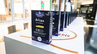 6,000 Pasta Boxes Topple Like Dominoes in a Mall 😮