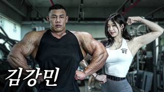 Why... why are you like this, Kangmin oppa... [Back exercises with Kangmin oppa...]
