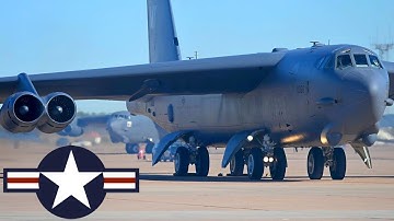 USAF, Global Thunder: B-52H strategic bombers during military exercises in Texas.