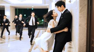 To escape her ex, she sought help from a stranger, who was a billionaire CEO loving her for years!