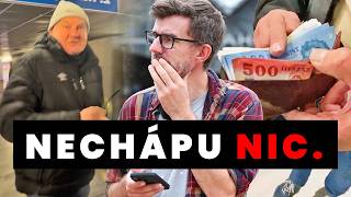 Download lagu Okrádá turisty a nás za to chtěl žalovat?!