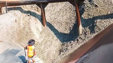 Ships Unloading Sand - The Higher The Pile, The More Dangerous It Is- Relaxing Video#unloading