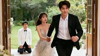 Left Alone On Her Wedding Day, She Accepted Strange Man's Proposal and Made Ex Regret Losing Her
