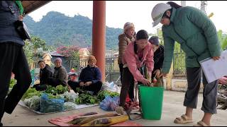 A warm meal with my elderly mother after we returned to selling