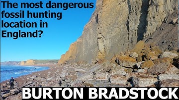 The most dangerous #fossilhunting location in the UK - Burton Bradstock #dorset