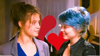 A Teenage Girl Falls for the Blue Haired College Girl | Lesbian Romance Story