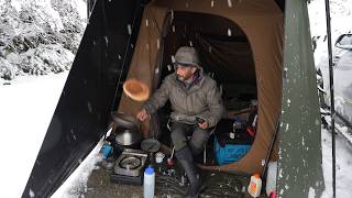 Stranded!  Winter Camping In Snow Storm With Car Tent