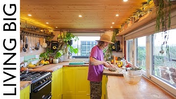 This Brilliant DIY Tiny House Shows What